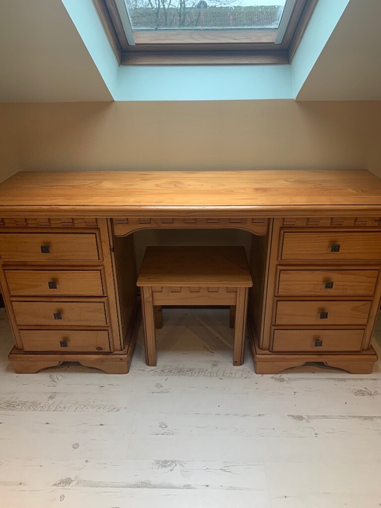 8 Drawer Dressing Table In Livingston West Lothian Gumtree