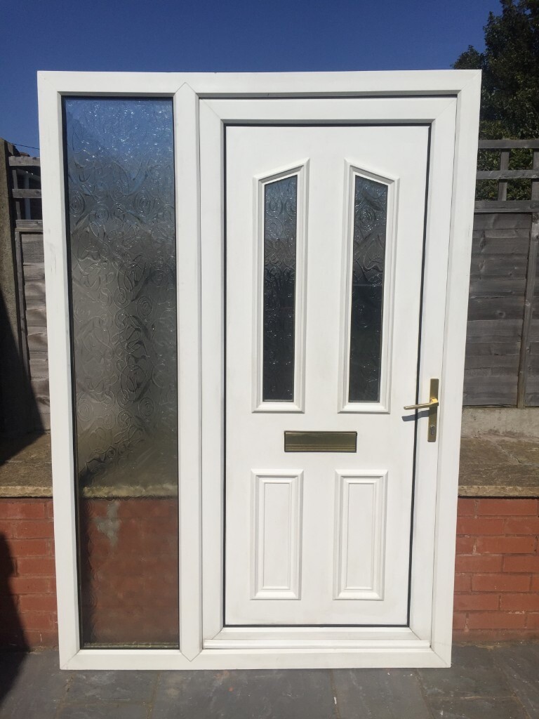 UPVC DOUBLE GLAZED FRONT DOOR WITH SIDE PANEL OBSCURE GLASS 140cm WIDE