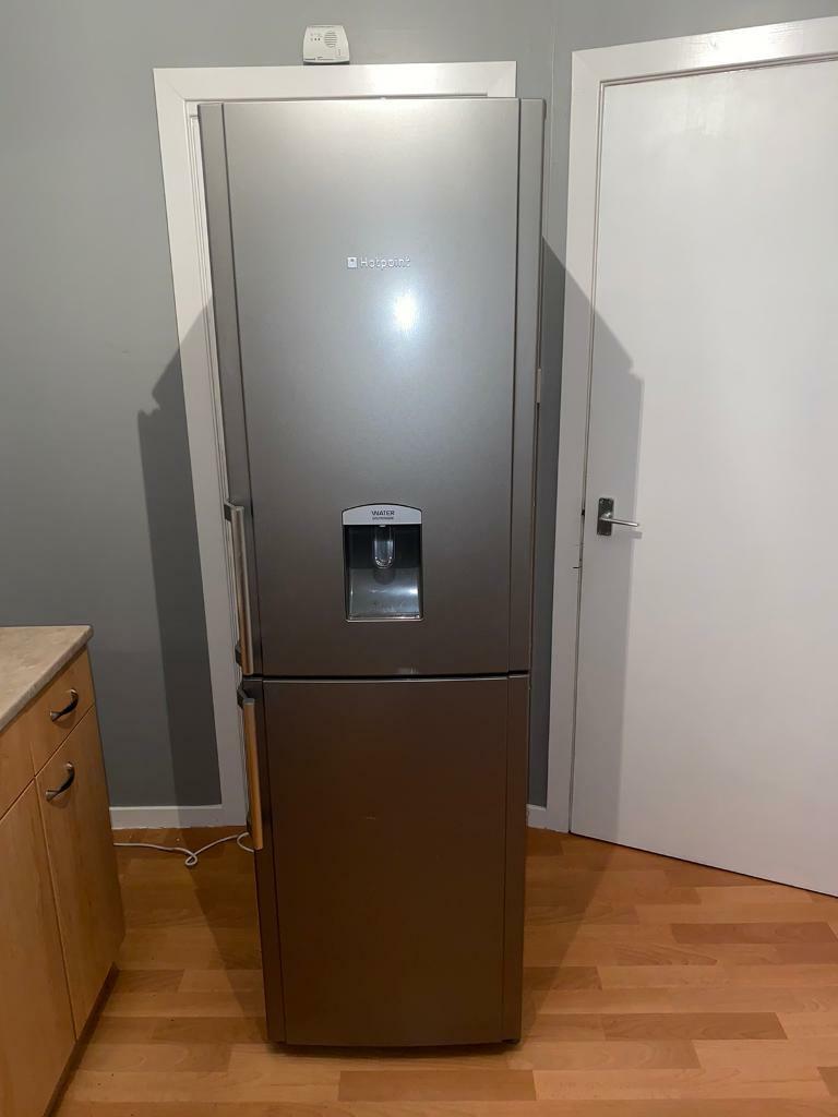 Hotpoint FFLAA58WDG Fridge Freezer With Water Dispenser in Aberdeen