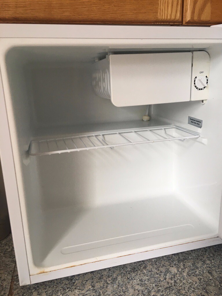 Table top Fridge 45 litre volume in Clevedon, Somerset Gumtree