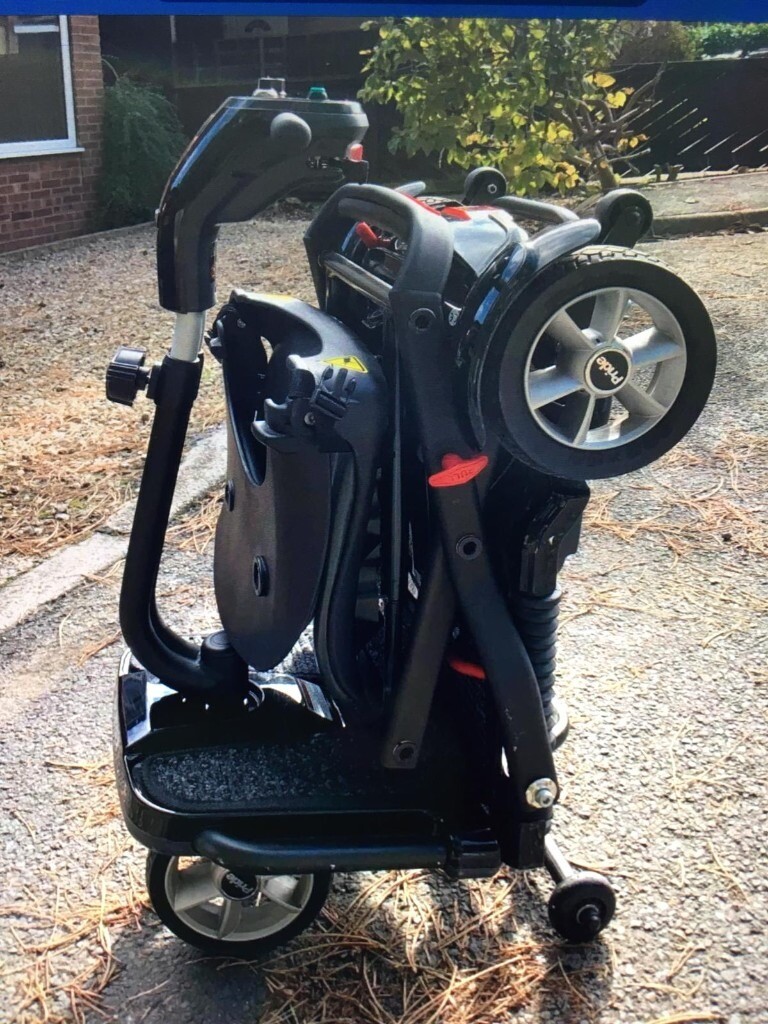 Pride Quest Folding Mobility Scooter 🌞 in Mansfield, Nottinghamshire