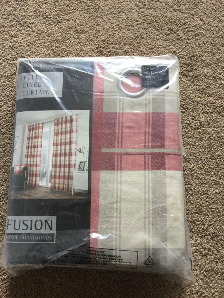 New In Packaging Checked Eyelet Curtains By Fusion
