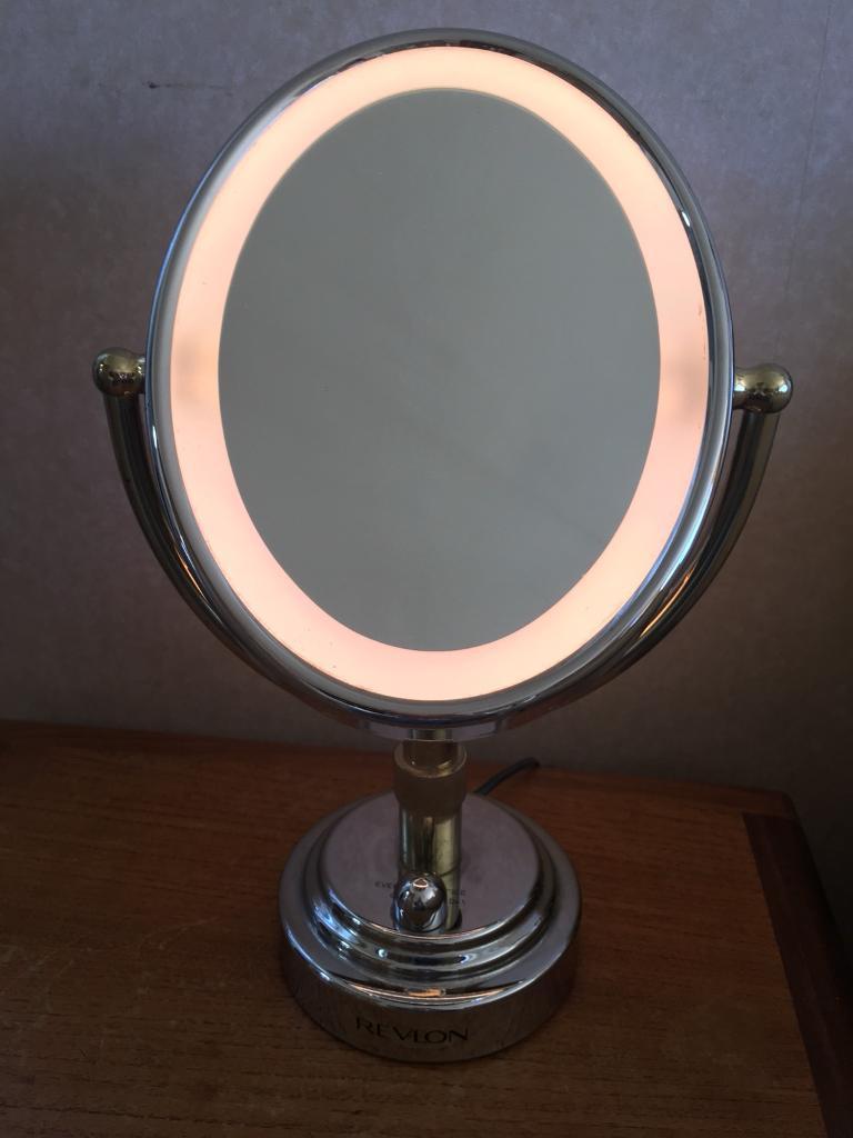 Revlon Light Up Mirror Two sided (normal and magnified in Cyncoed