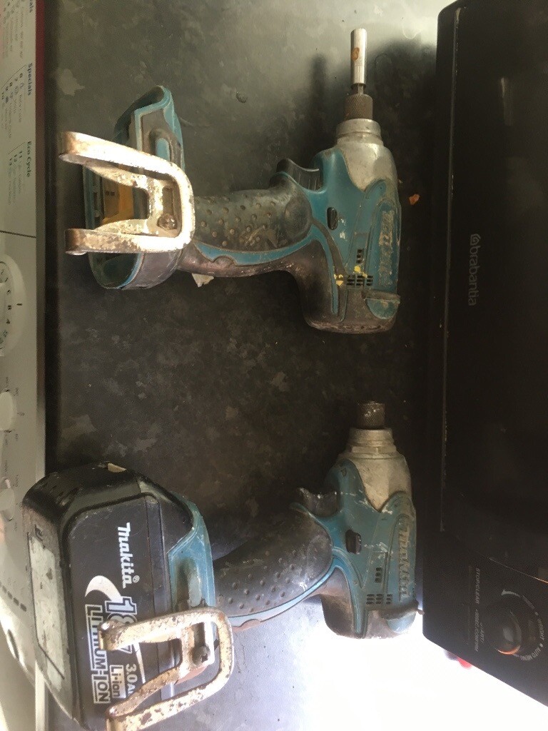 Makita impact drills for sale in used conditions 60for the both qick