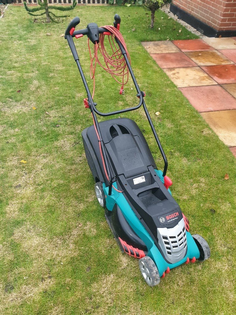 Bosch Rotak 430 Ergo Power electric lawn mower in Norwich, Norfolk