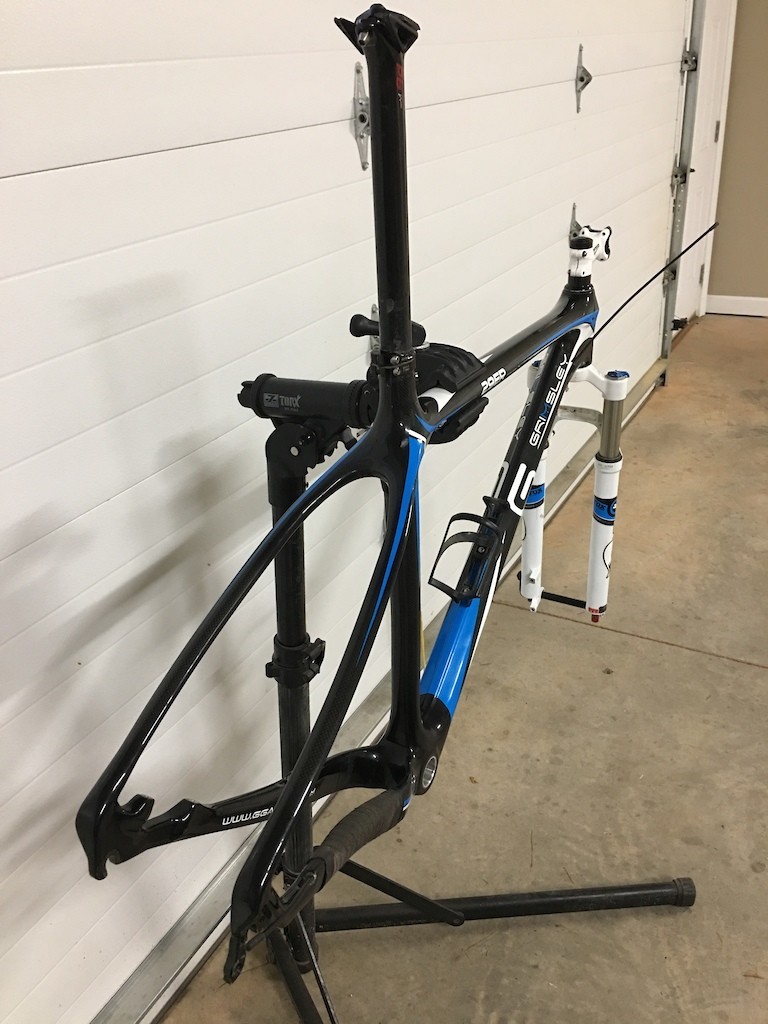 XL Carbon Hard Tail 29", Fox Fork, Syntace P6 Hi Flex carbon seat post, FSA