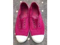 Victoria slip-on laceless trainers size 4 - very good condition