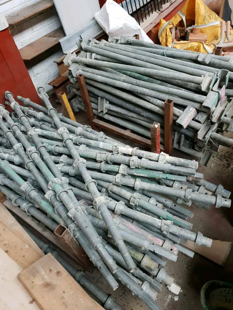 Used cuplock scaffold for large detached house in Huddersfield, West