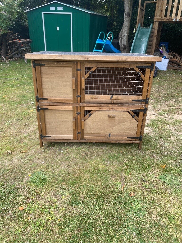 3 level rabbit hutch with run and accessories in Hemsby, Norfolk Gumtree