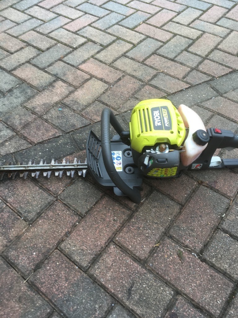 RYOBI PETROL HEDGE TRIMMER in Ackworth, West Yorkshire Gumtree
