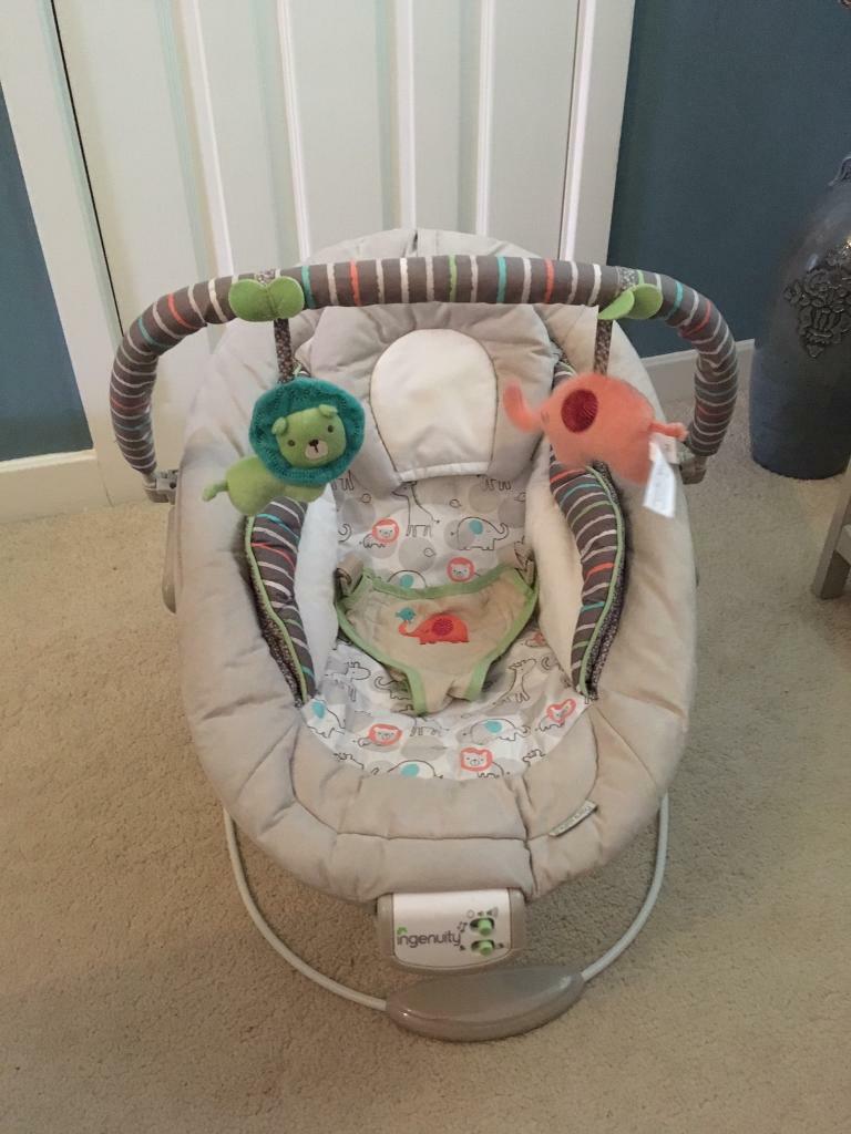 Comfort Harmony Cradling Bouncer In Cozy Kingdom In