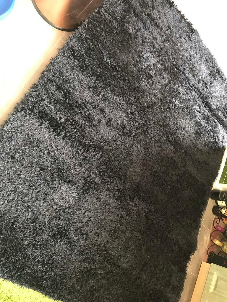 Black fluffy rug in Heanor, Derbyshire Gumtree