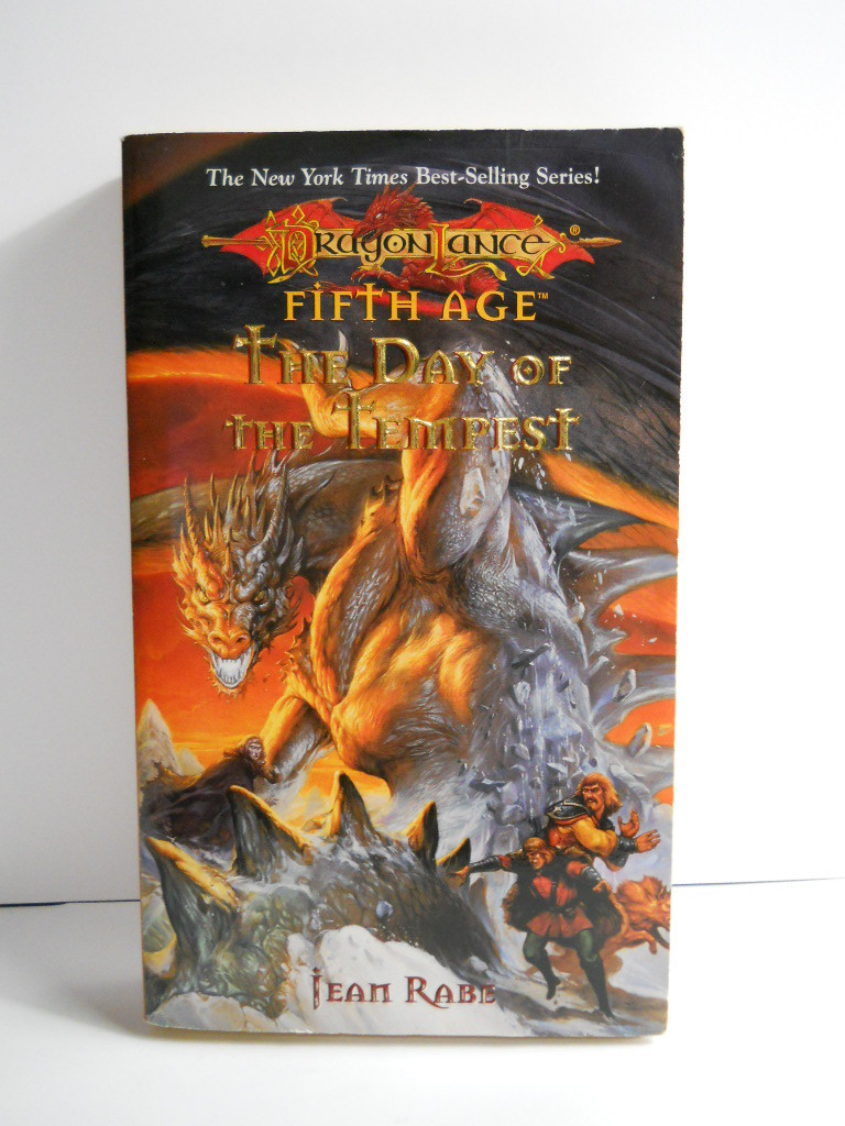 Lot of 5 DragonLance Novels The Best of Tales, The Dragons at War, Relics & Omen