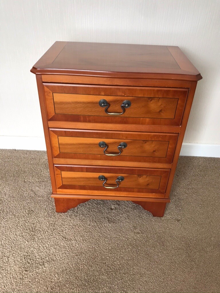 Set of yew wooden drawers for the lounge, purchased in mason & murphy