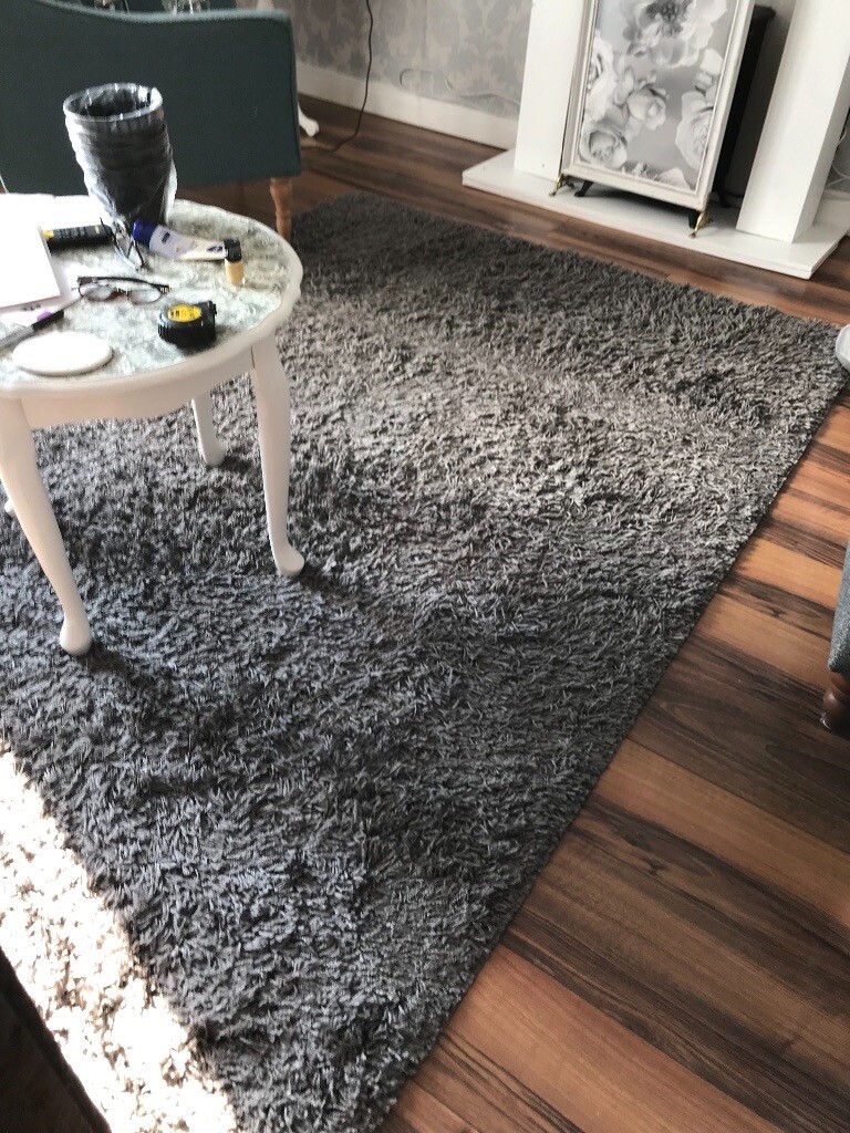 A large grey shaggy rug good condition | in Sunderland ...
