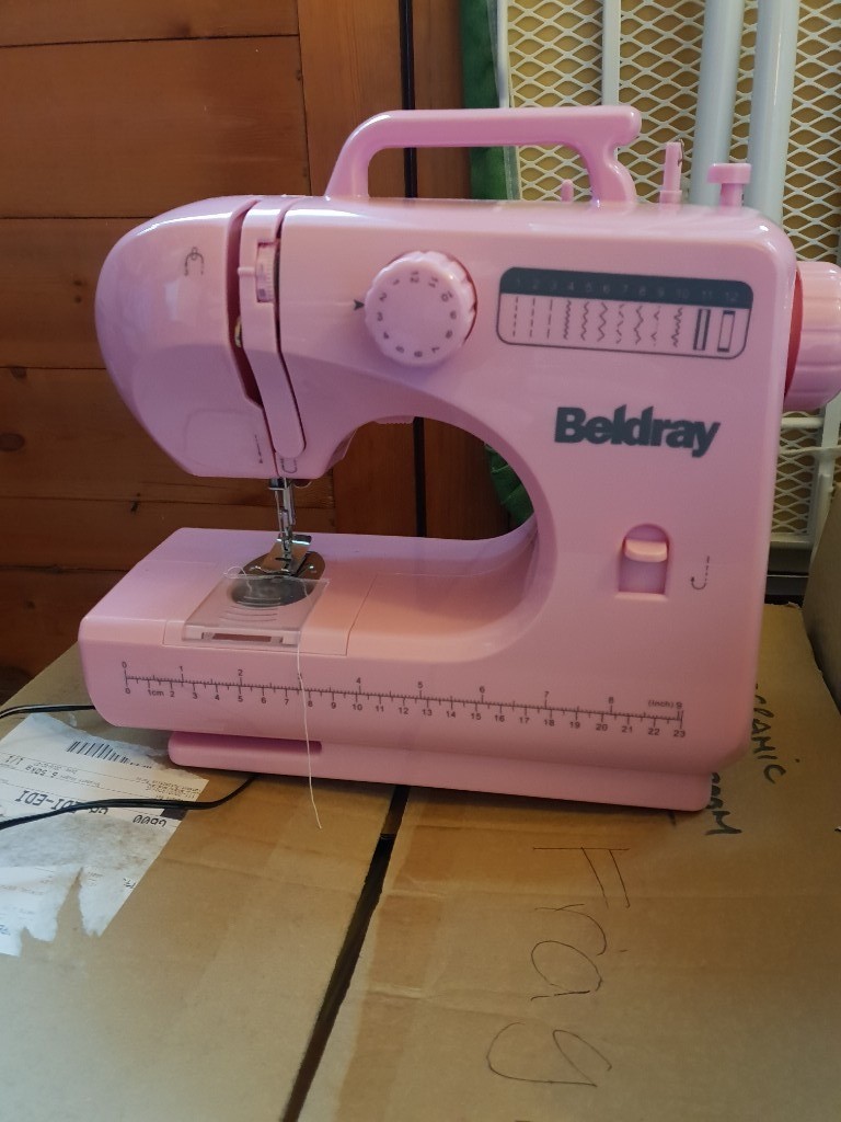 Beldray pink travel sewing machine in Dunfermline, Fife Gumtree