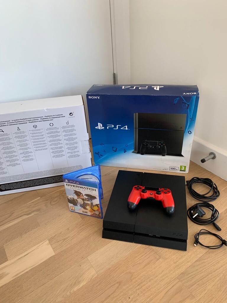 Sony PlayStation 4 500gb black boxed with wireless controller and all