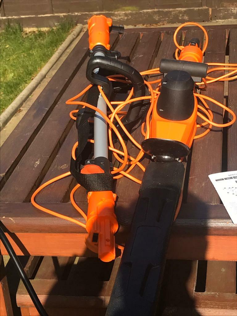Telescopic hedge trimmers in Kelso, Scottish Borders Gumtree
