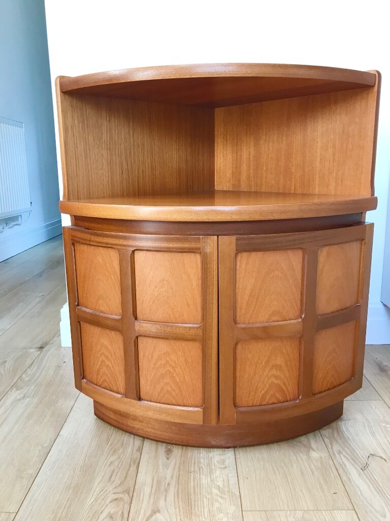 VINTAGE NATHAN SQUARES TEAK CORNER BEDSIDE DRINKS, RETRO 1970S