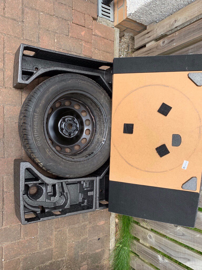 Spare wheel, tyre and fitting kit for Skoda Yeti (original Skoda parts