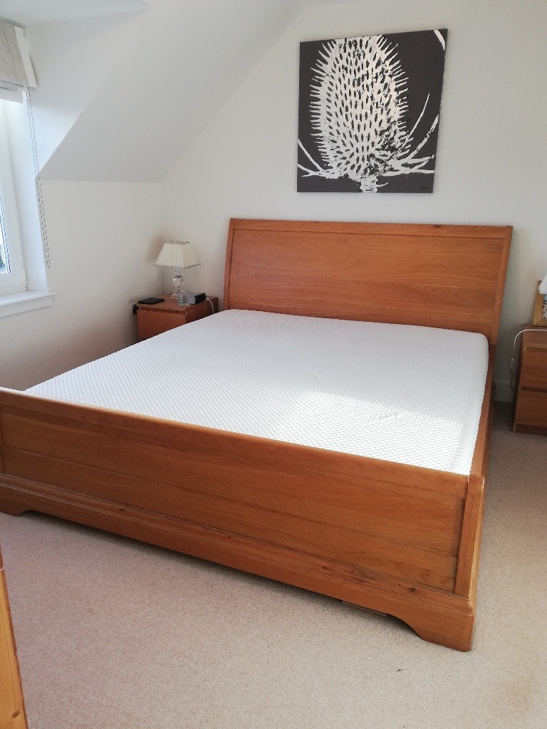 Feather and Black superking size oak sleigh bed and Tempur mattress