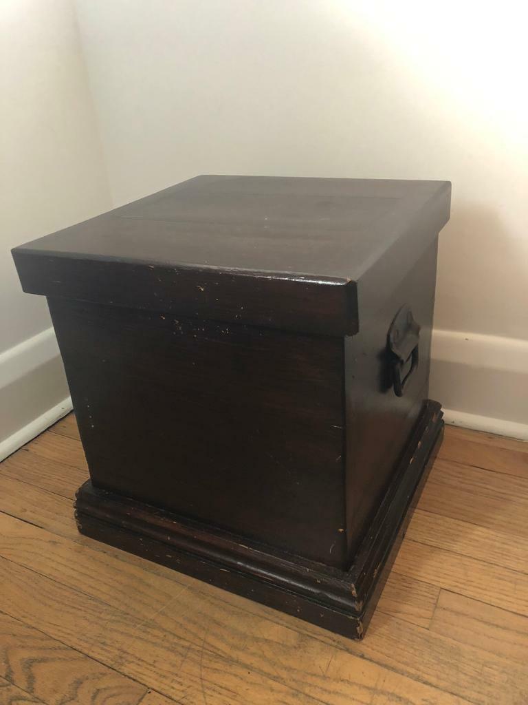 Dark solid oak wood small chest in Kingston London 