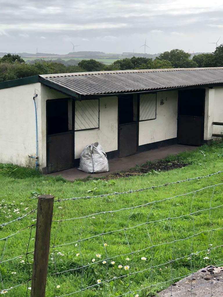 Stables to rent in Bridgend Gumtree