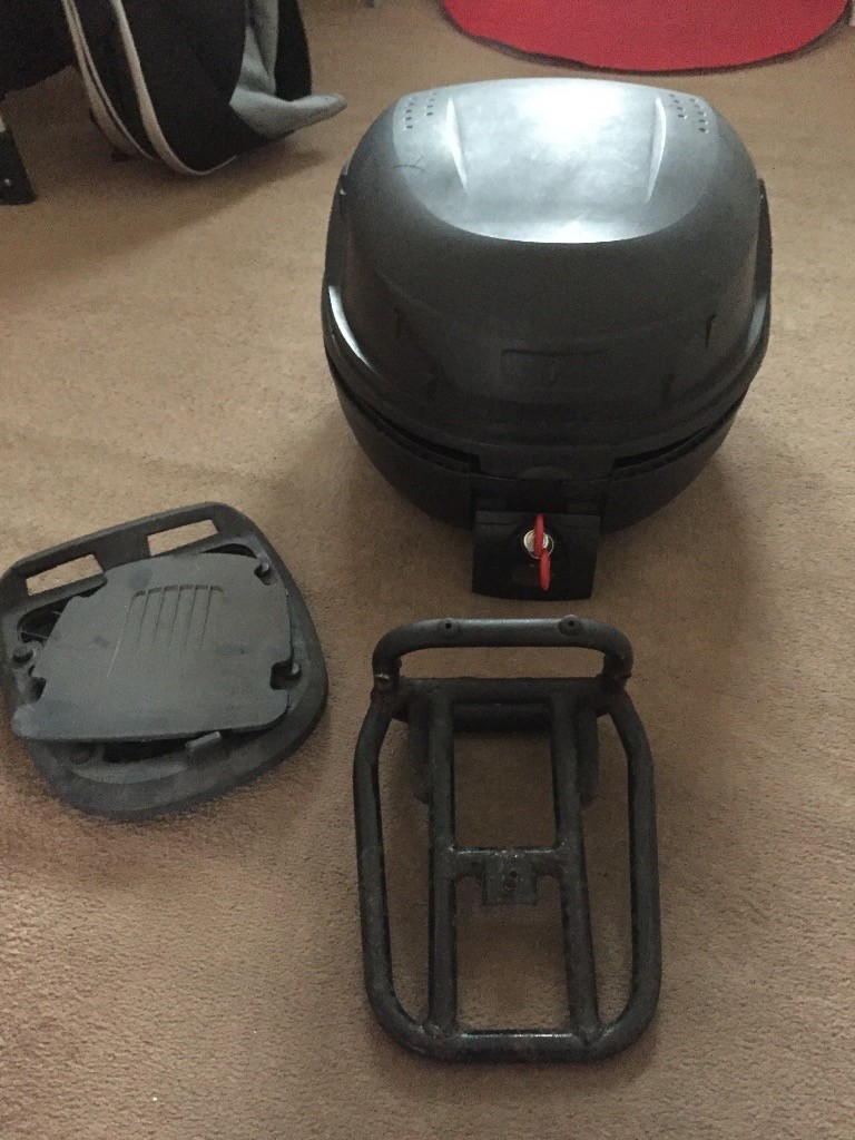 Vespa top box for sale in Ealing, London Gumtree