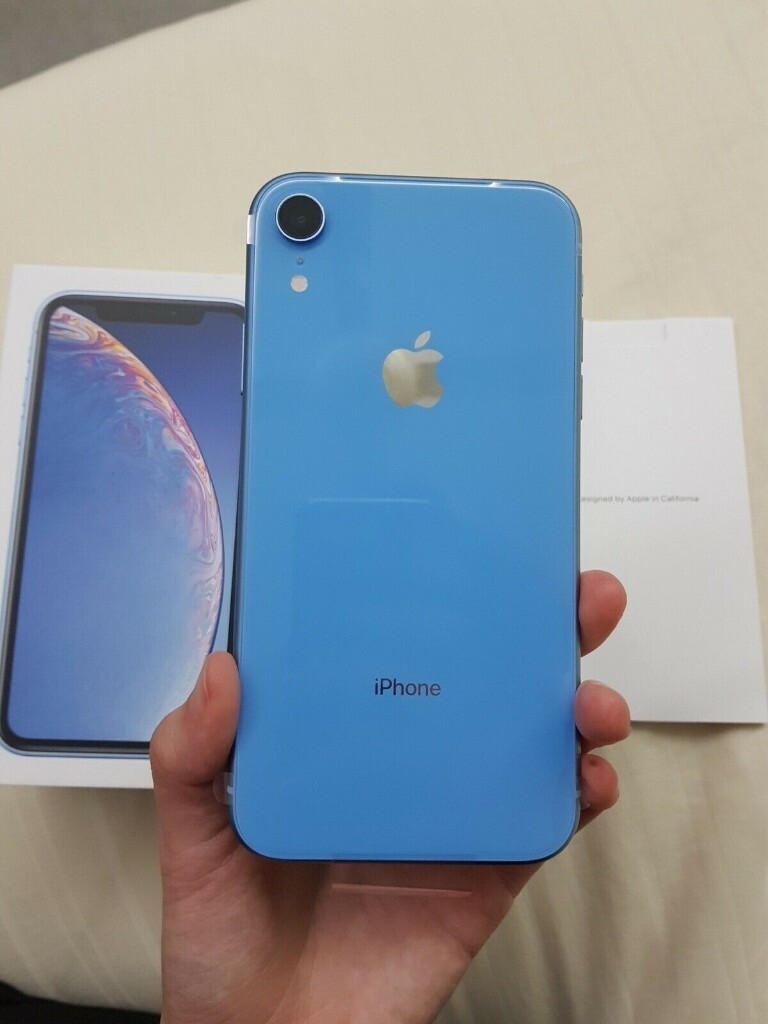 Iphone XR blue 64GB on EE | in Hockley, Essex | Gumtree