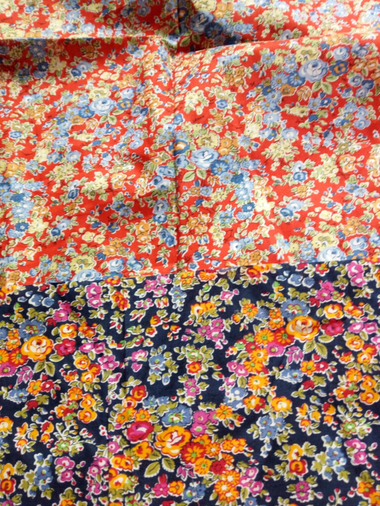 Lovely LIBERTY of LONDON TANA LAWN REMNANTS (?TATUM flowers red