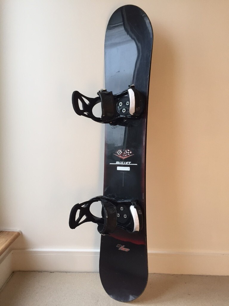 Burton Bullet 157cm Snowboard, Burton Custom Bindings, Freshly Waxed