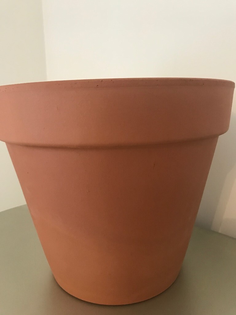 NEW large TERRACOTTA PLANT planter flower POT 34cm diameter (approx