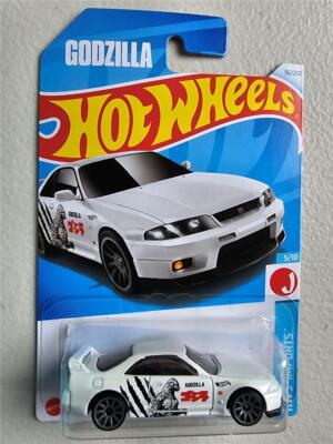Hot Wheels Nissan Skyline GT-R BNR32 2個 Amazon.com: Hot Wheels Skyline GT R BNR32, Car Culture