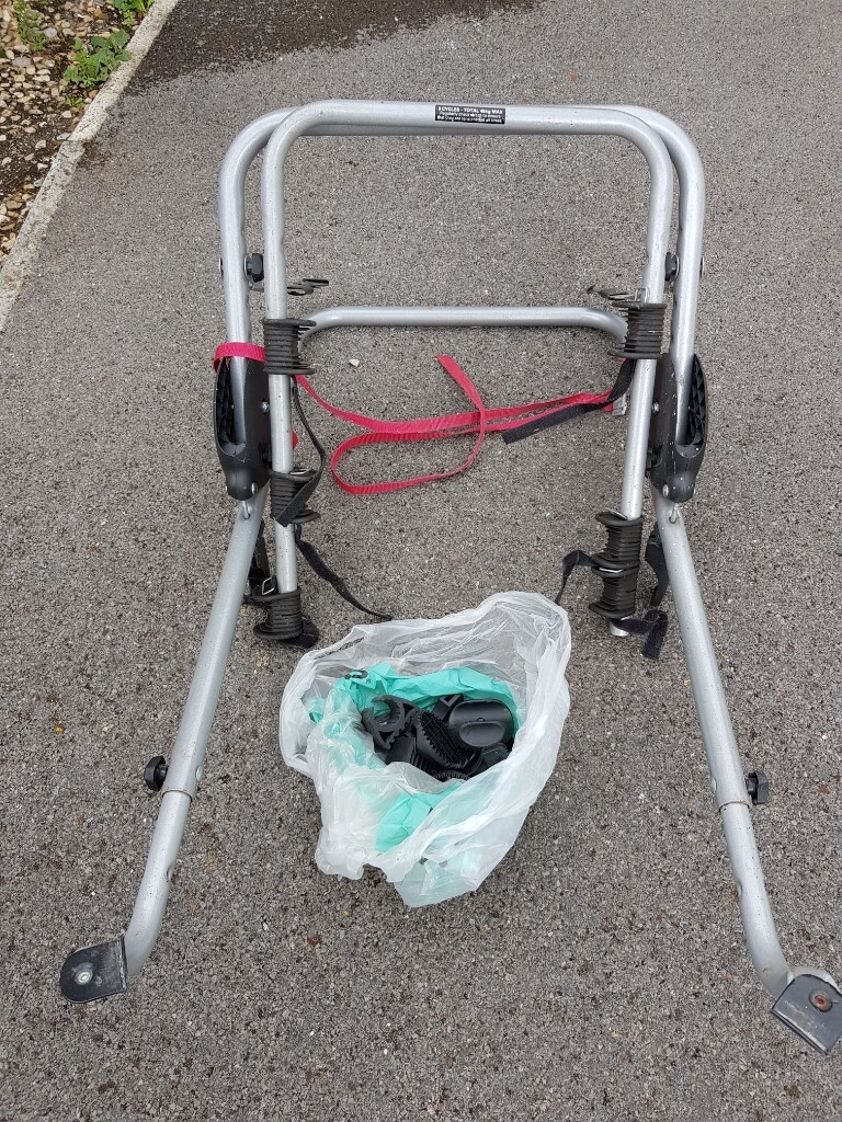 Halfords 3 BIKE BICYCLE CARRIER FOR ESTATE/ HATCH BACK CAR HIGH METAL