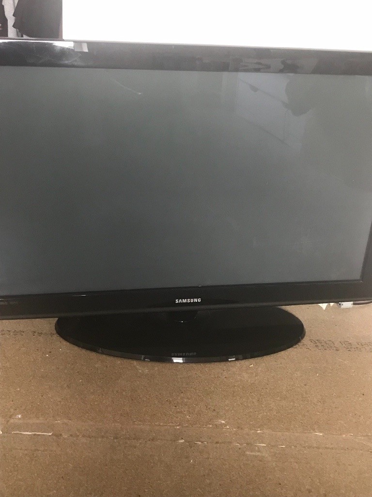 42 inch Samsung TV in Derriford, Devon Gumtree