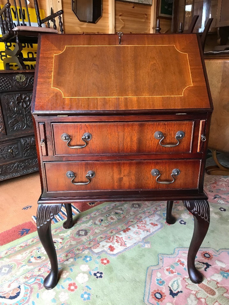 Unique Pull Down Desk 