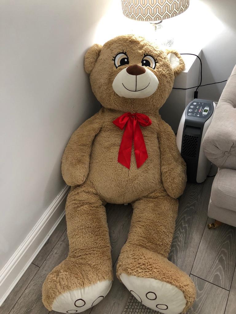 9 Ft Teddy Bear - Papirio