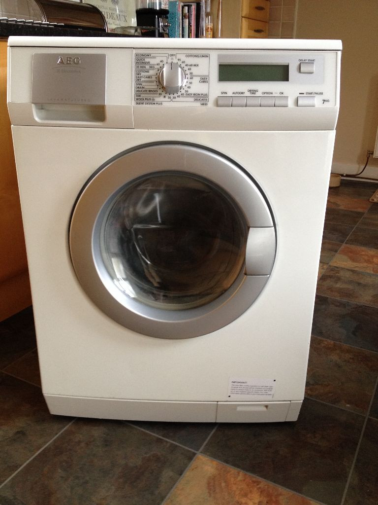 *Reduced* AEG L14850 Washer/Dryer washing machine tumble dryer combo £125 in Linlithgow, West