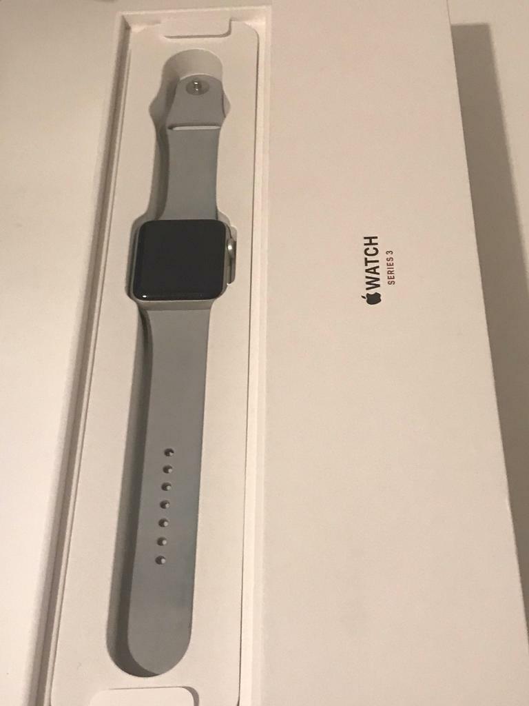 Apple Watch Series 3 GPS and cellular 42mm | in Westhill, Aberdeenshire | Gumtree