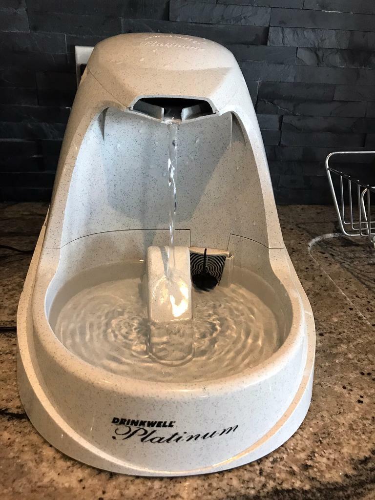 Dog / Cat PetSafe Drinkwell Platinum Pet Fountain in Bangor, County