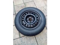 Pirelli P6000 195/65 R15 tyre and steel wheel
