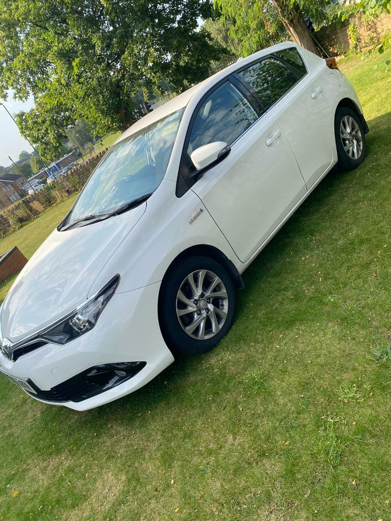 Toyota auris 2016