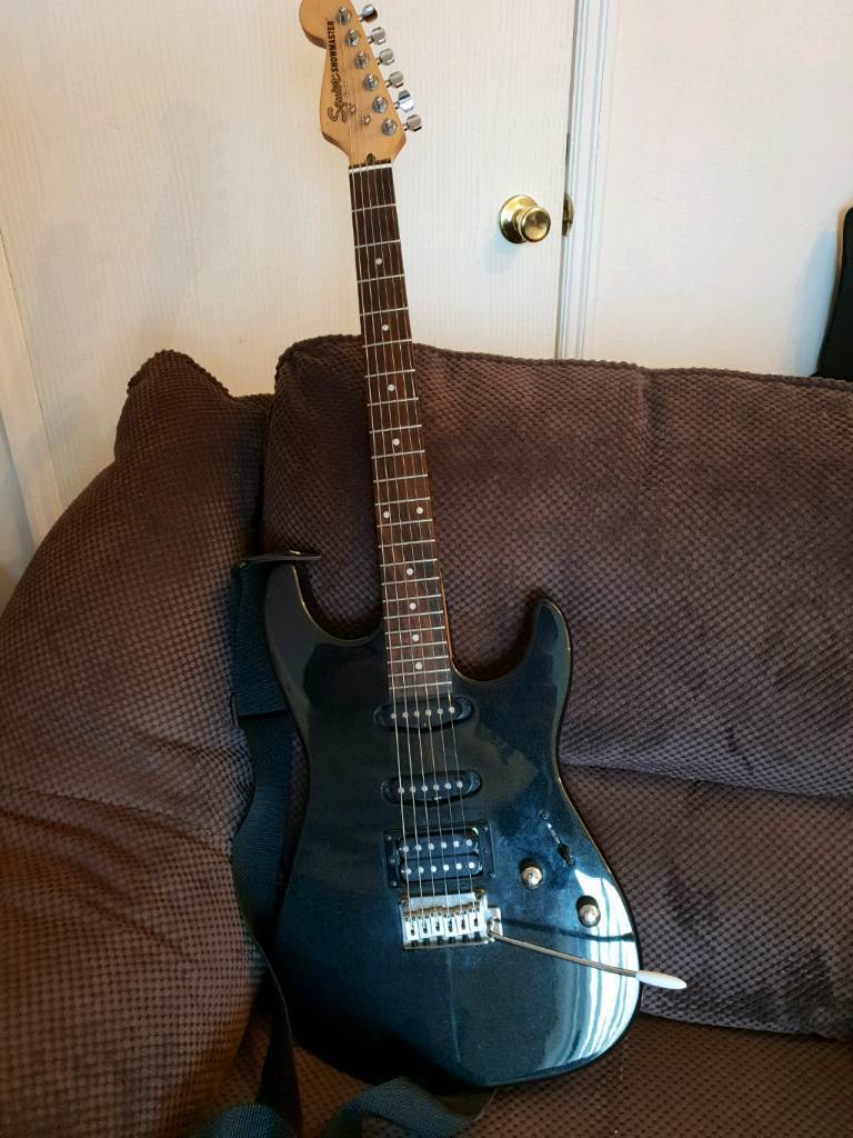 Fender Squier Showmaster Guitar kit in Rotherham, South Yorkshire