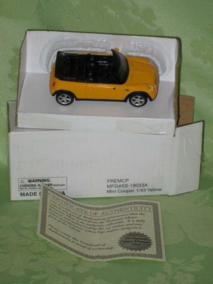 NATIONAL MOTOR MUSEUM MINT ~ Diecast Yellow Mini Cooper ~ 3 1/4'' long