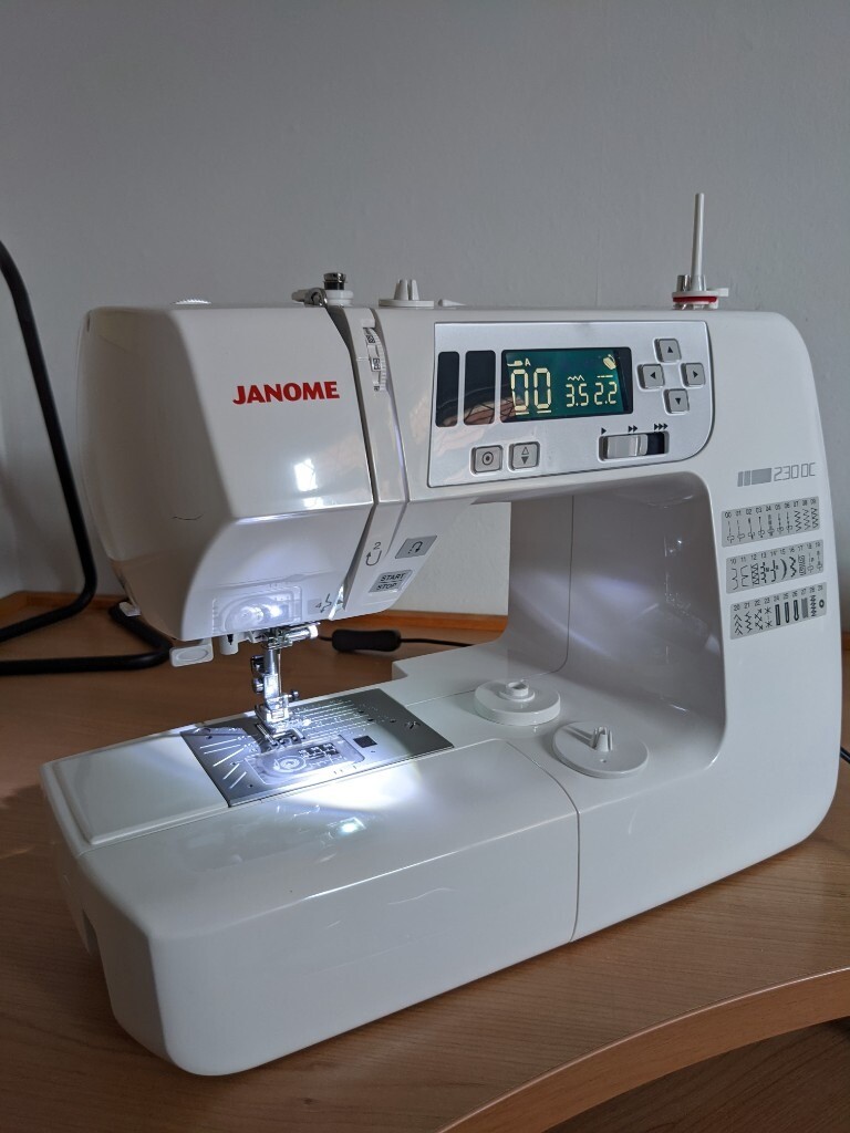 Janome 230 DC sewing machine with extentension table in Shorehamby
