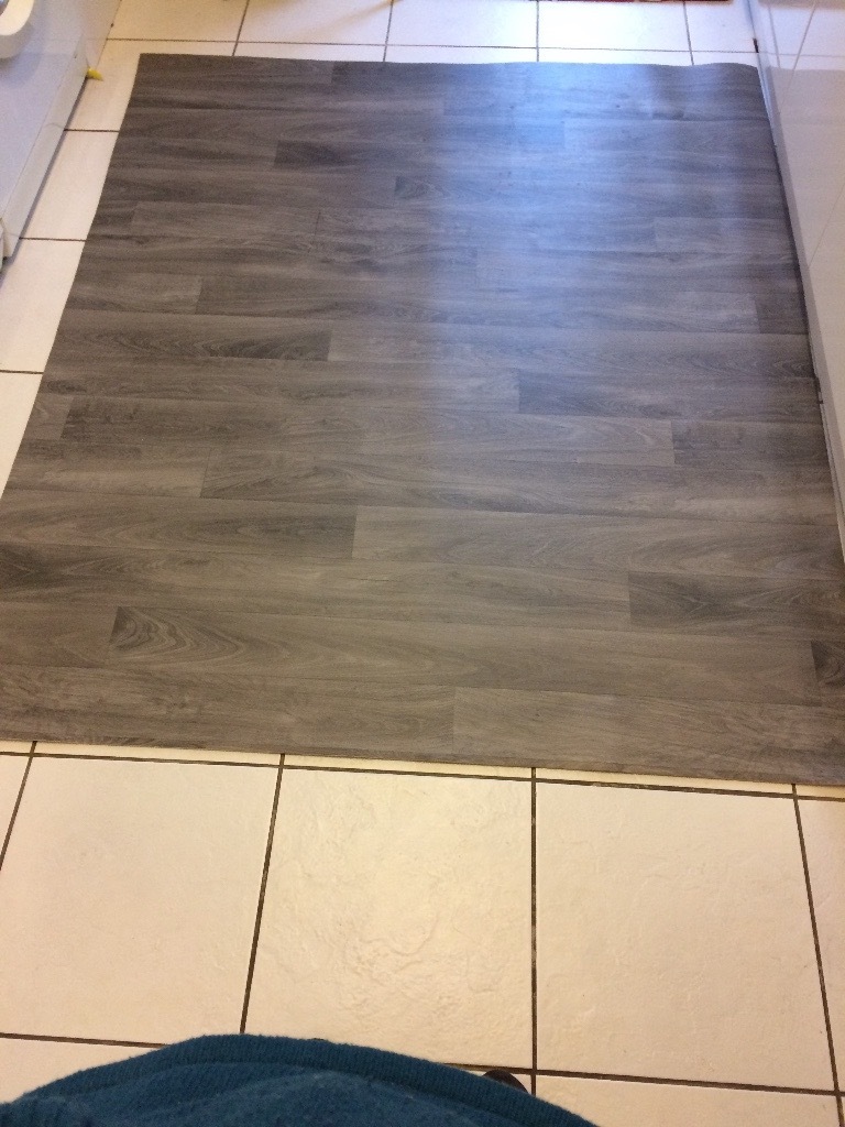 Brand New, French Grey Wood Effect Cushion Vinyl Flooring in