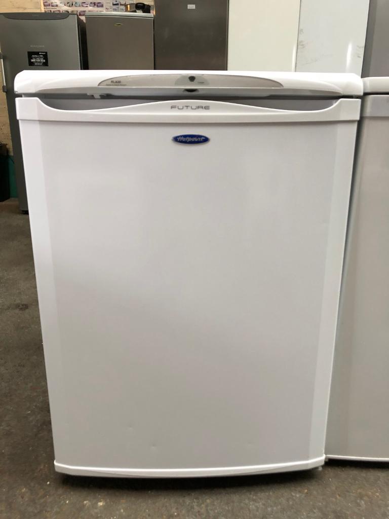 HOTPOINT under counter fridge 60 cm width in good condition and perfect