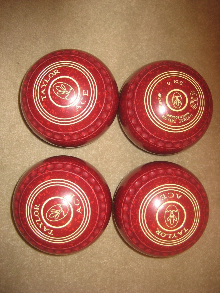 Taylor Ace size 4 indoor/outdoor bowls in Colchester, Essex Gumtree