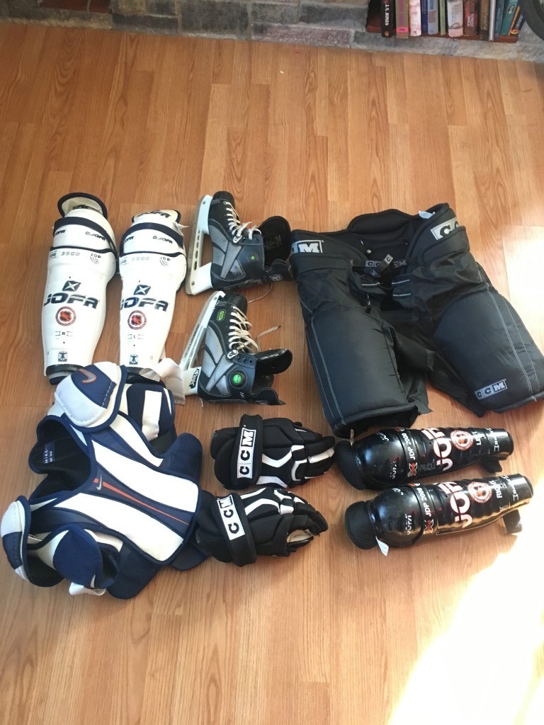 USED ICE HOCKEY EQUIPMENT Selling as bundle only** take it or leave it. in Bakersfield