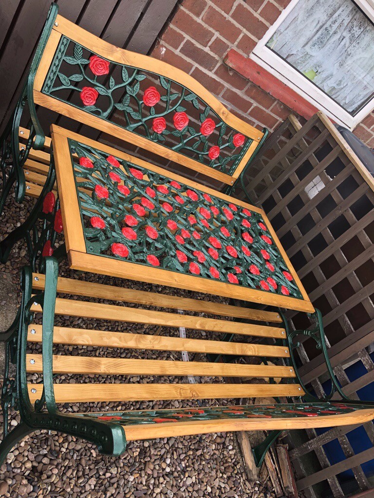 a beautiful restored cast iron garden furniture set in Ashtonin
